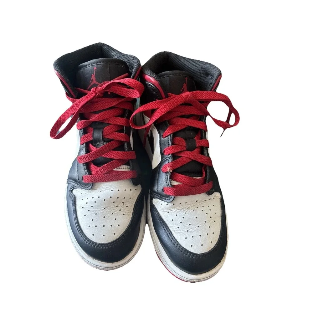 Nike‎ Air Jordan 1 Retro Mid Youth 6Y Red Black Sneakers DQ8423-106